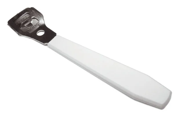 Скребок Hubert д/педикюра хром.5160